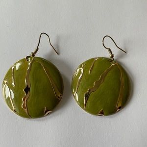 Gorgeous olive and gold drip earrings
